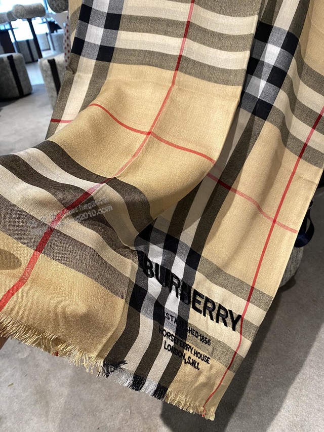 Burberry喀什米爾高原山羊絨圍巾披肩 巴寶莉2021新款圍巾  mmj1189